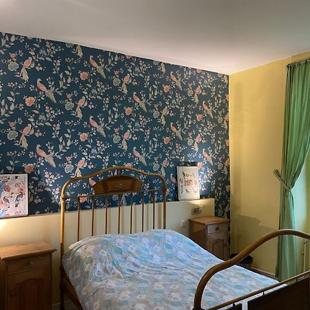 Chambres D'Hotes La Chaumiere Coulonges  Exterior photo